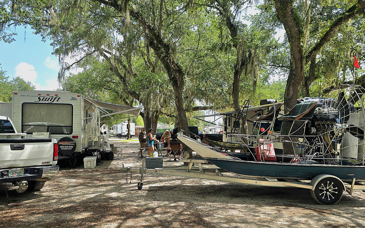 Campers enjoying a stay together at Peace River Campground