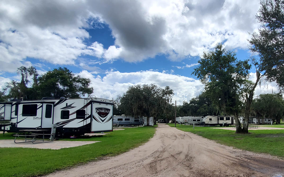 Full-hookup RV campsites at Peace River Campground in Arcadia, Florida